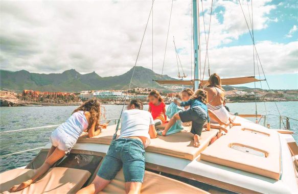 catamaran rental in tenerife (2)