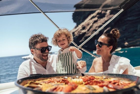 seaduction luxury yacht rental tenerife Astdondoa 4610